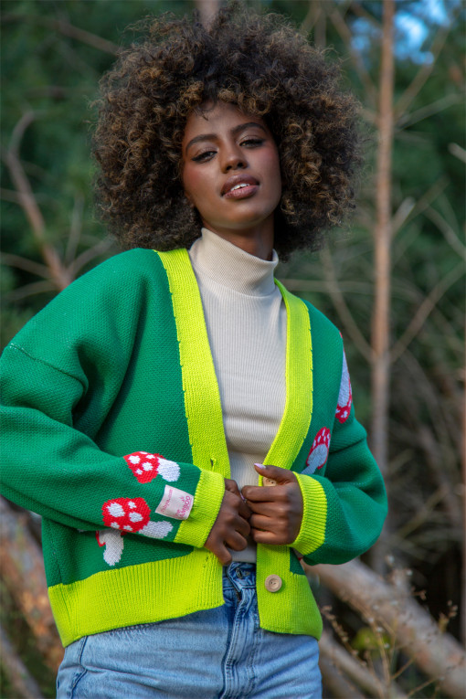 Short mushroom-themed cardigan, buttoned, colorful F1505