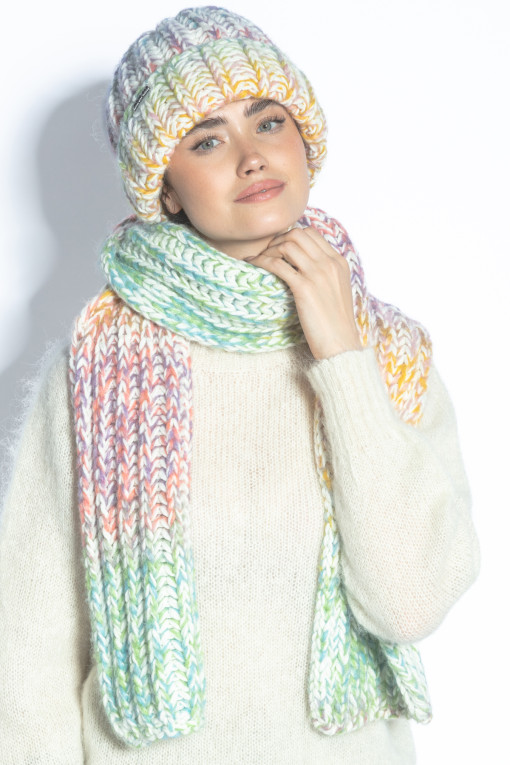 WOOL HAT AND SCARF SET WITH A CHUNKY KNIT F1766