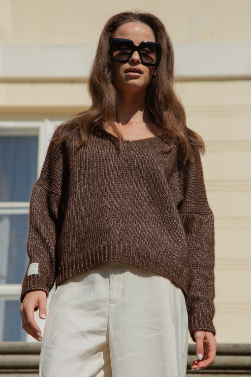 Classic sweater made from undyed alpaca wool and Maco cotton F1740 brown